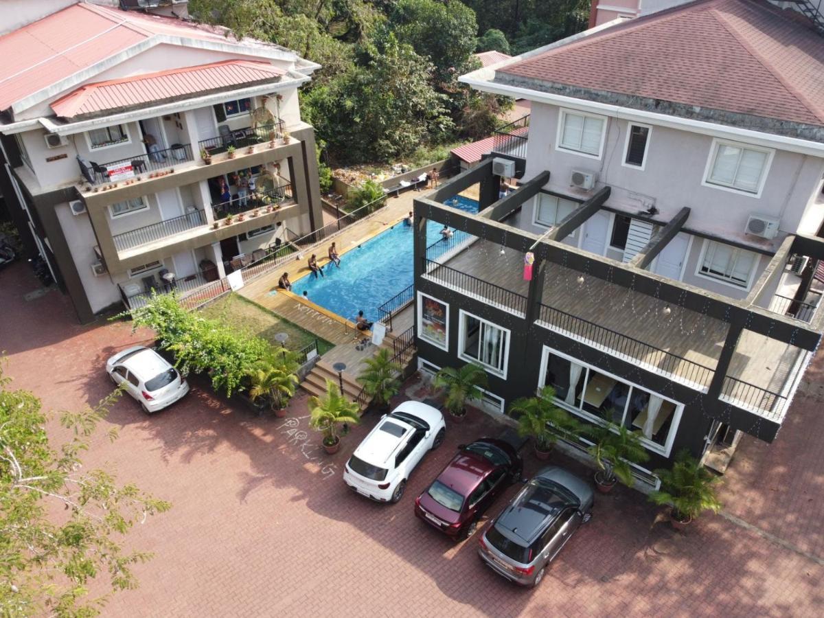 4Bhk Stunning Apartment With Pool 2Bhkx2 Old Goa Exterior photo
